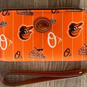 Dooney & Bourke Orioles wristlet wallet